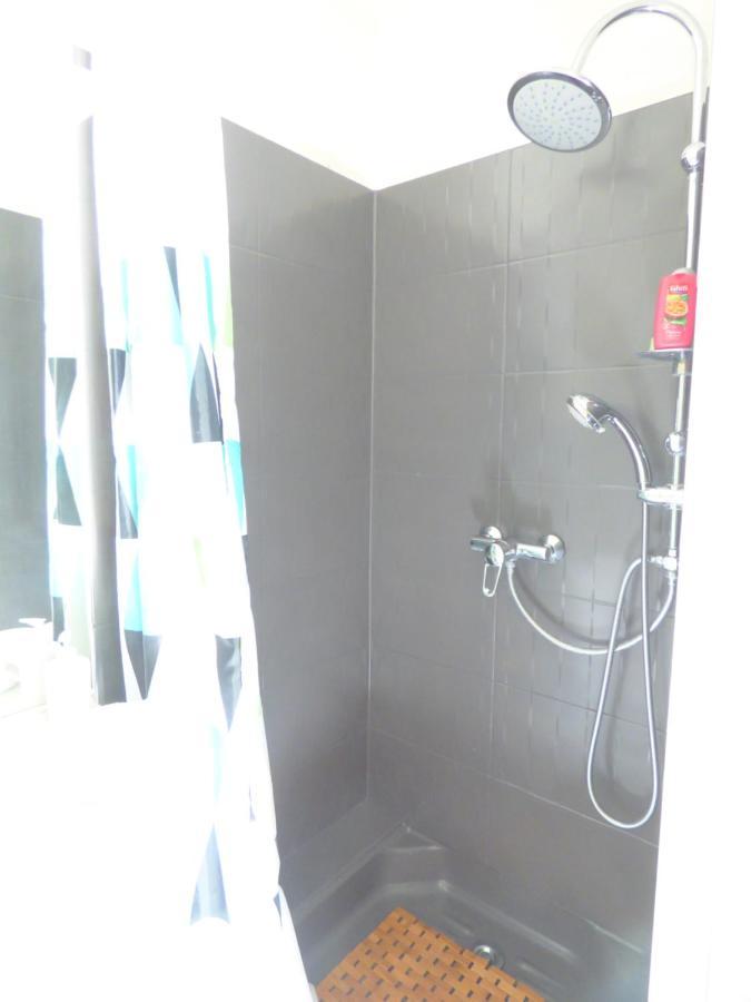 Les Cocons De Stephanie Apartment Виши Екстериор снимка